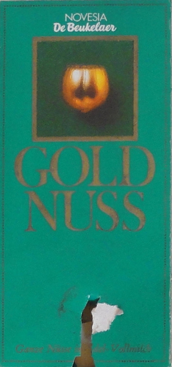 Novesia Gold Nuss.jpg
